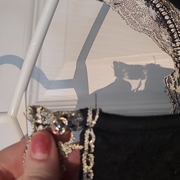 Vintage lace,embroidery top,sz xl by j guanl - Picture 4 of 5